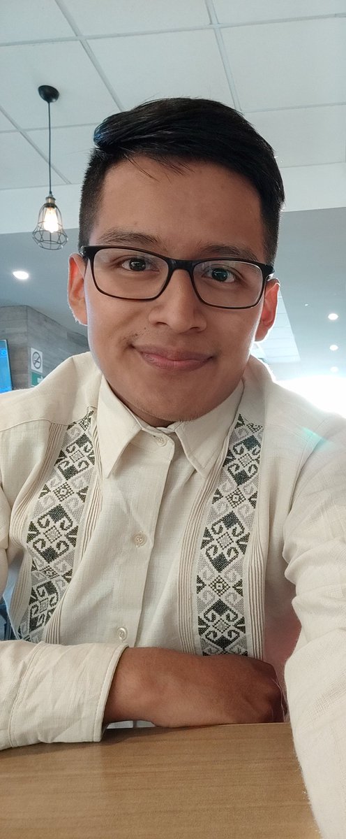 FocusDamn's tweet image. La vida es un regalo y no pienso desperdiciarla. Nunca se sabe qué cartas repartirá la próxima vez!🌎