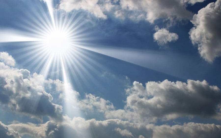 kapoor_anita's tweet image. The #SUN is the #WIDTH of a human foot .