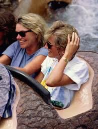 bigthundermesa's tweet photo. rip splash mountain you’re with princess diana now 💛 https://t.co/zGJdb7TQru