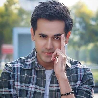 _sanamterikasam's tweet photo. Iss Cuteness se hi fida hai hum #RandeepRai @irandeeprai https://t.co/n2qGp96Olu