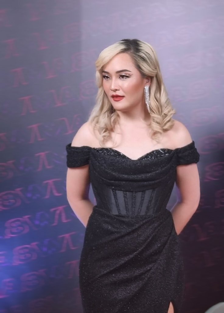 djalice1075's tweet photo. @wish1075 Orange carpet moment ✨ #WishMusicAwards

Custom dress: Edjess Banania
MUA: Janine Suanco using Ellana Mineral Cosmetics skincare &amp; lipstick
Hairstylist: Haley Sunday/ Haircare: Azta Urban Salon
Accessories &amp; Heels: SHEIN Philippines
Contacts lenses: Lensgoo Vision PH https://t.co/UlbKB291Uq
