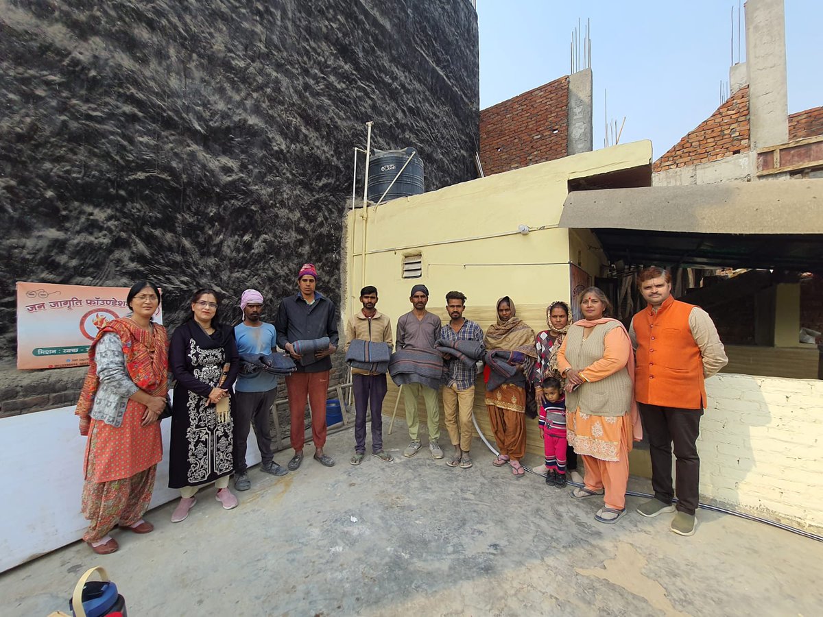 JanJagritiFdn's tweet photo. Health workshop for #women & distribution of blankets, sanitary napkins, medicines at #JJFcenter #Noida #sector121 https://t.co/84SuUlO1lA
