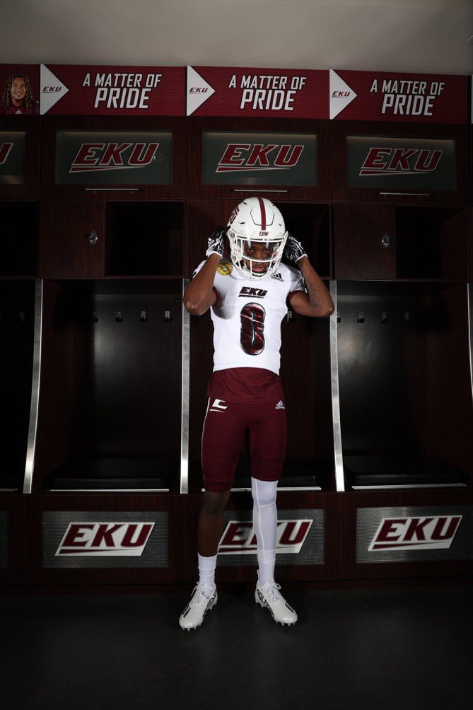 Joseph_Mark901's tweet photo. After a great weekend on my official visit @EKUFootball I’m beyond proud and blessed to announce my commitment to Eastern Kentucky University🔥 #GoColonels @EdwardKuykendo1 @EKUWWells  @Cox83Caleb @MikeDDietzel1 @johnvarlas https://t.co/u7mGtfSS7M