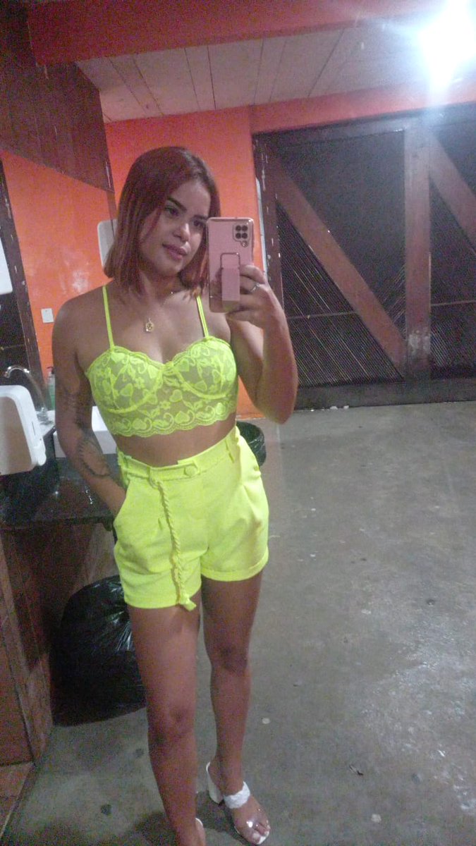poncyjeeh's tweet photo. Pagode tava lindo hahaha
#querobis https://t.co/d6OOh1Ohmg