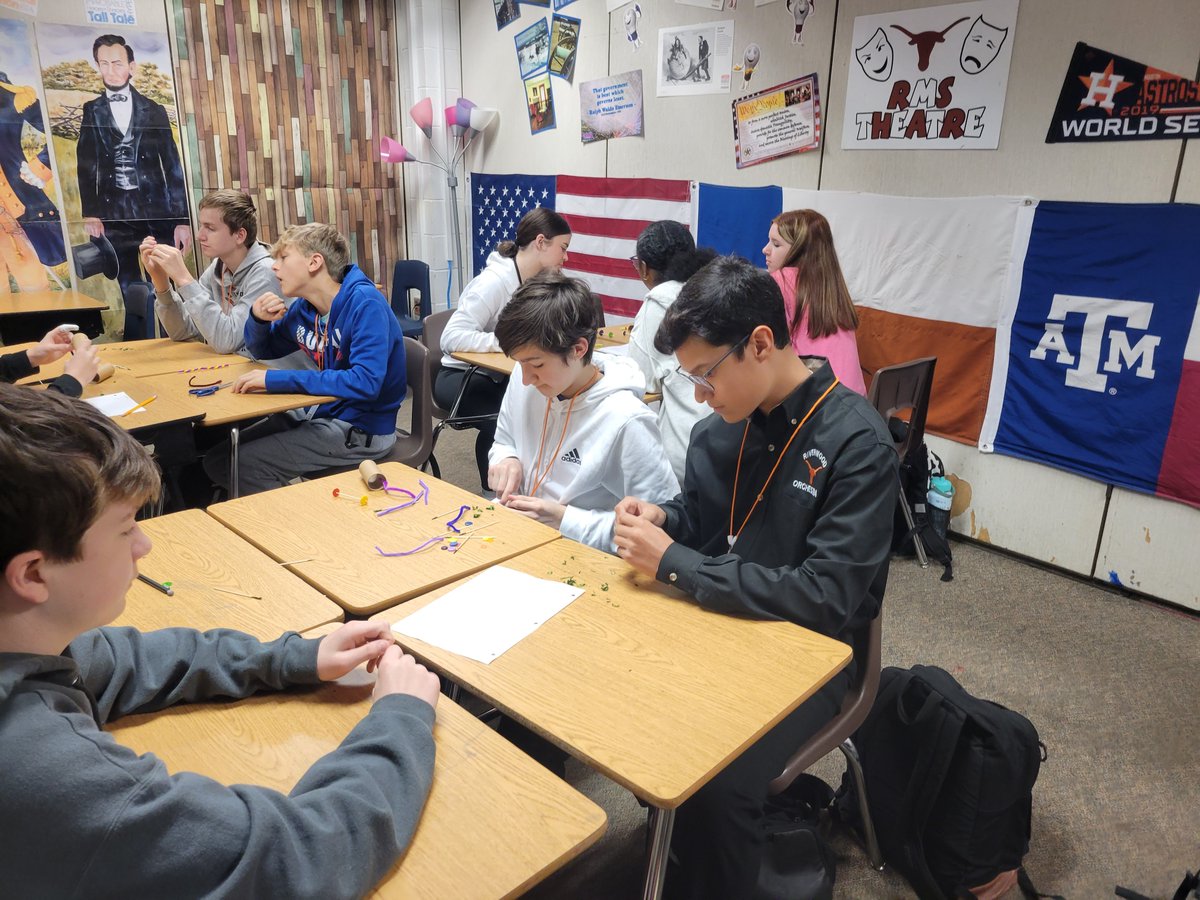 rccline0's tweet photo. How do you get students interested in the Industrial revolution? Have them design their own trains. Design and prototype Friday, assembly line Monday!
#engagingactivity @HumbleISD_RMS https://t.co/lCQzO4zSwH