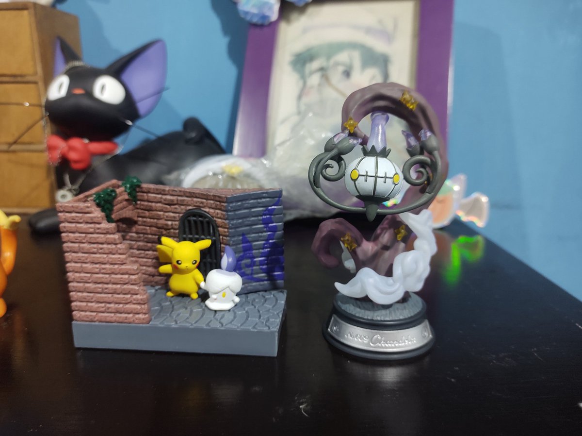 ryuka_nd_rella's tweet photo. Is not a draw but i want to share theese cuties ✨ Chandelure is soooooooo beautiful 🥺💜 Litwik too, so smooool so precious ✨(*´∀`*) 💜💜💜

#chandelure #litwik #pokemon https://t.co/r1GeFurL3Z