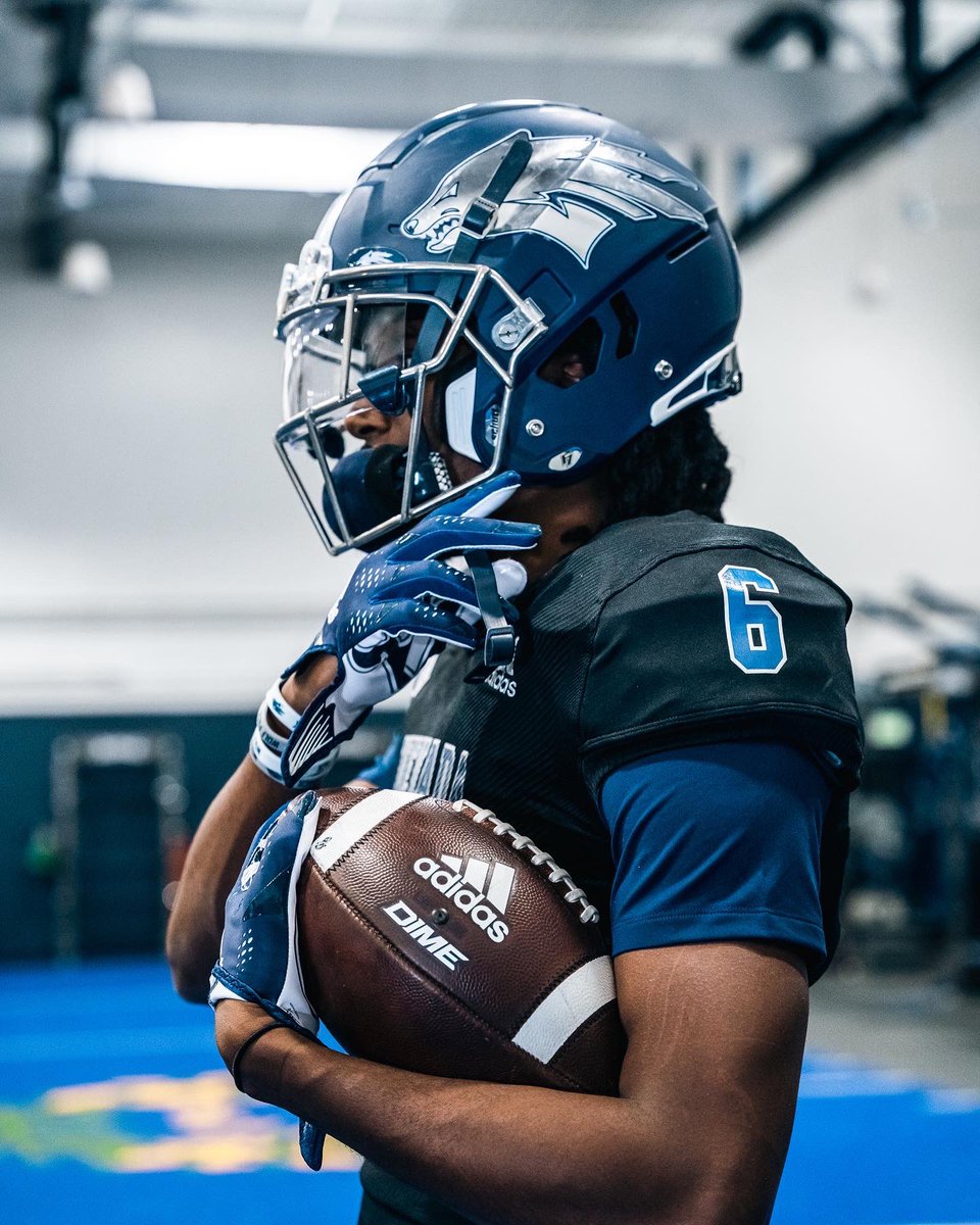 ArcellesJohnsonJr tweet media