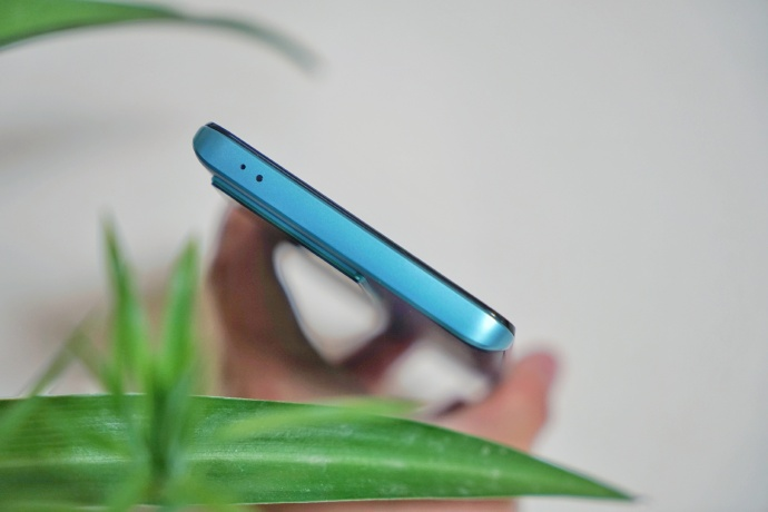 TechTravie's tweet photo. iQOO Neo7 SE real photo (Leaks)
#iqooNeo7SE #iQoo #travietech #travietechians https://t.co/5Y8pn4Fwi4