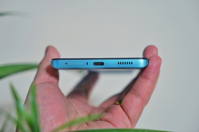 TechTravie's tweet photo. iQOO Neo7 SE real photo (Leaks)
#iqooNeo7SE #iQoo #travietech #travietechians https://t.co/5Y8pn4Fwi4