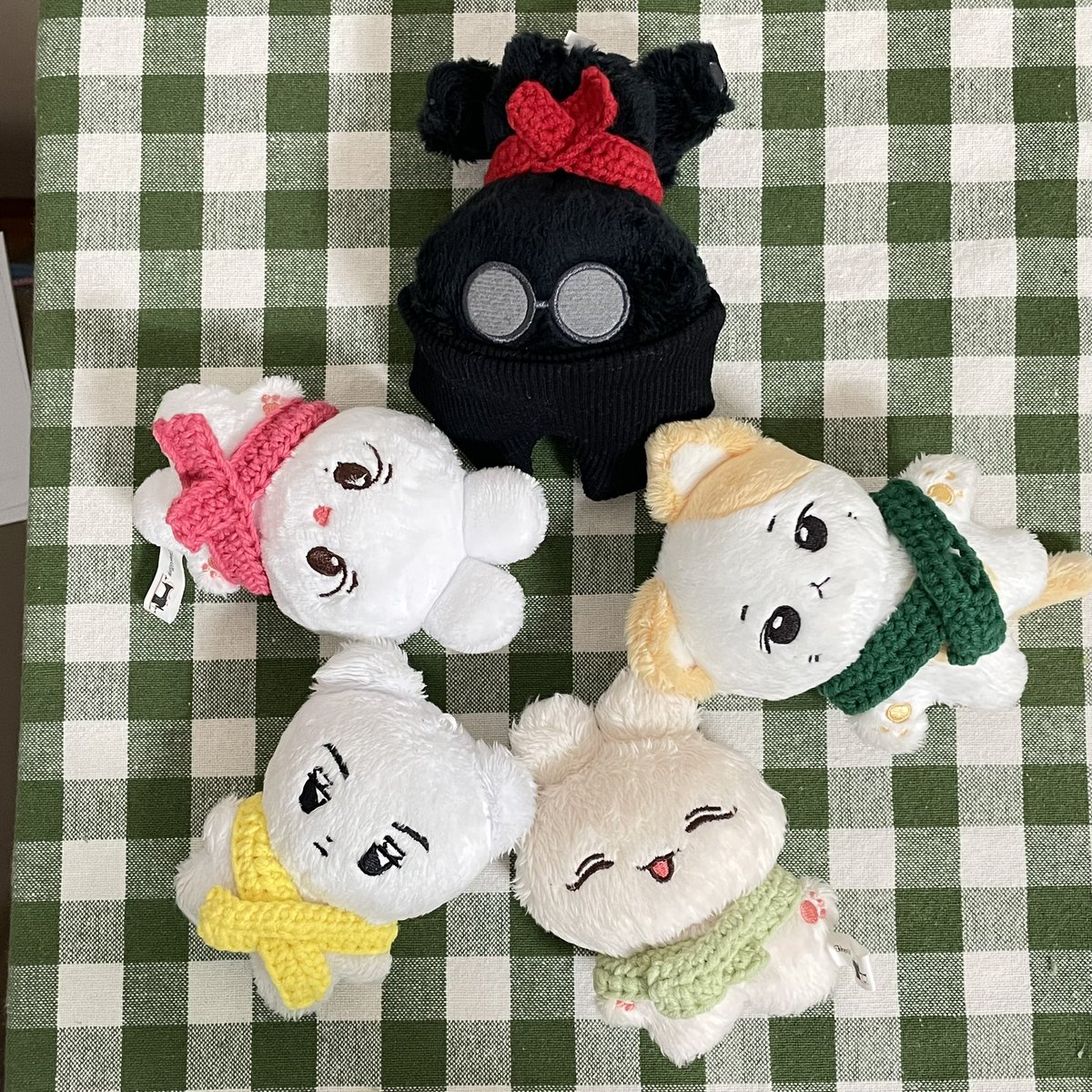 rung43791528's tweet photo. 🧣귀염뽀짝한 목도리🧣

10cm 인형 뜨개 목도리 판매합니다!
신상 가지고왔어요✨

🗓 23.01.23 ~

#RT 해당 트윗을 리트윗해주신 분들 중 1분께 
목도리 랜덤 1개를 보내드립니다🙌

자세한 사항은 윗치폼에서 확인해주세요
https://t.co/tQ0ohGsqev

#깜애옭 #전치즈 #밀크쫑 #크림슈 #버곰이 https://t.co/q9a6i0dsoX