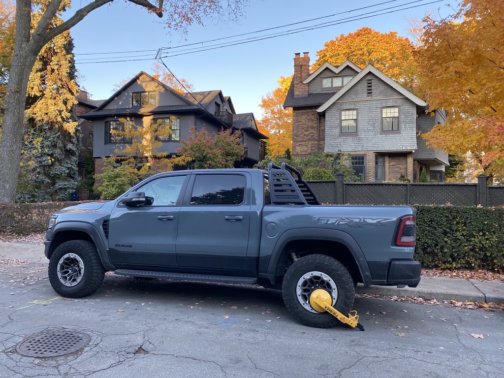 Andrew Louis tweet media