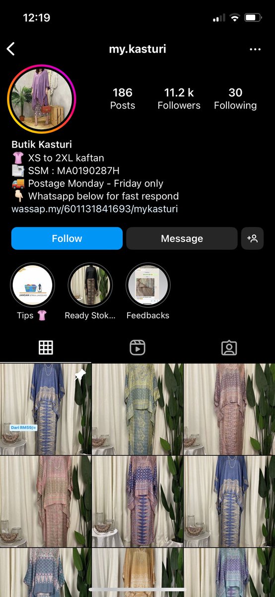 roslina_rosli's tweet photo. MAKE THIS VIRAL‼️
SCAMMER ALLERT ‼️

I purchased baju from this IG SHOP, once payment made, seller block me. Unreachable at all. 

Please report this IG SHOP. Semoga lepas makan duit haram, tekak dia rasa panas and naik ulser penuh. Stress ah aku‼️ https://t.co/su4od7UETq