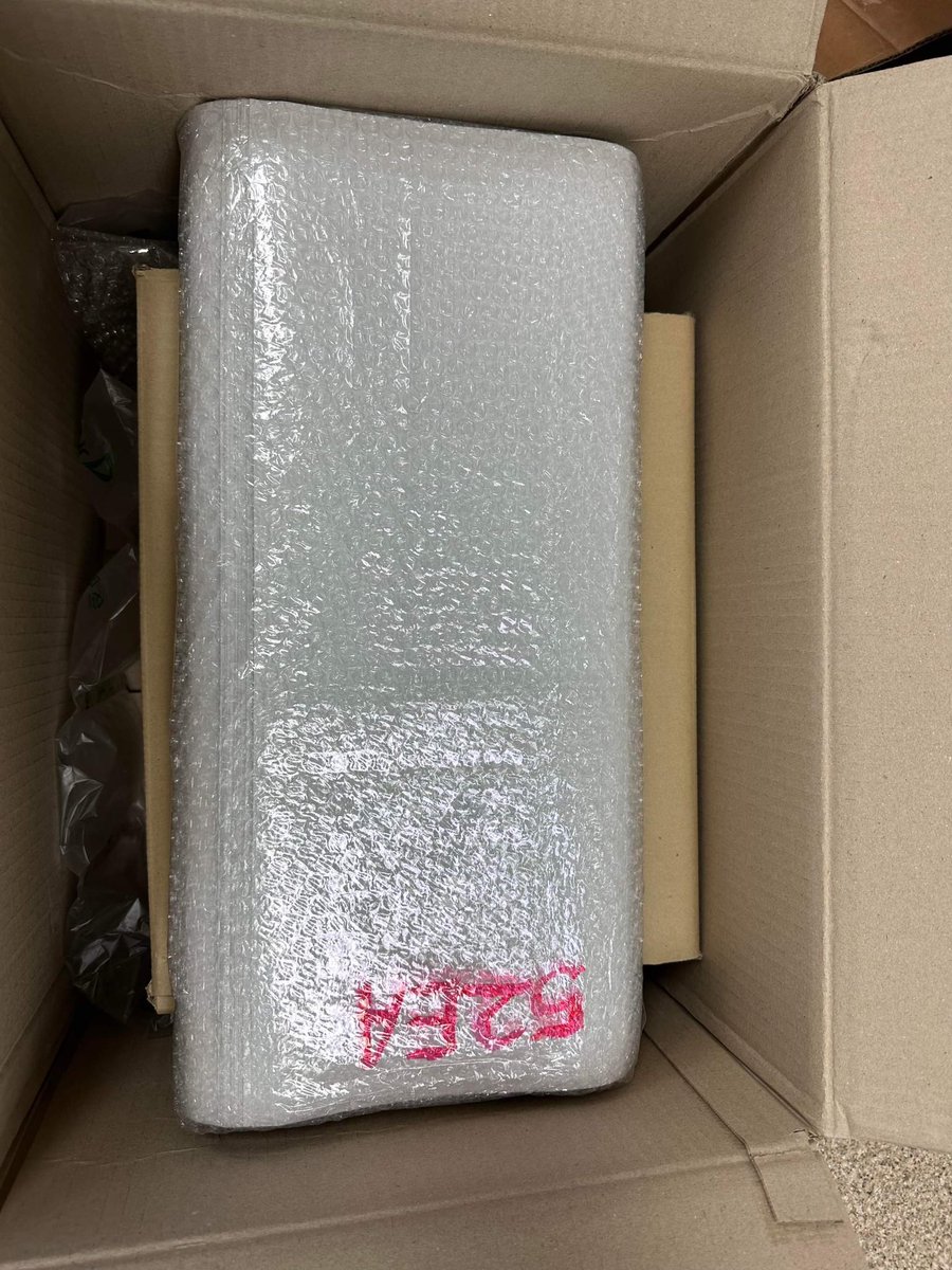 7for7Shoppe's tweet photo. All Jinyoung’s 1st Album Chapter 0: WITH have already arrived in KR address

#77SUpdates https://t.co/WY5OR18qqe