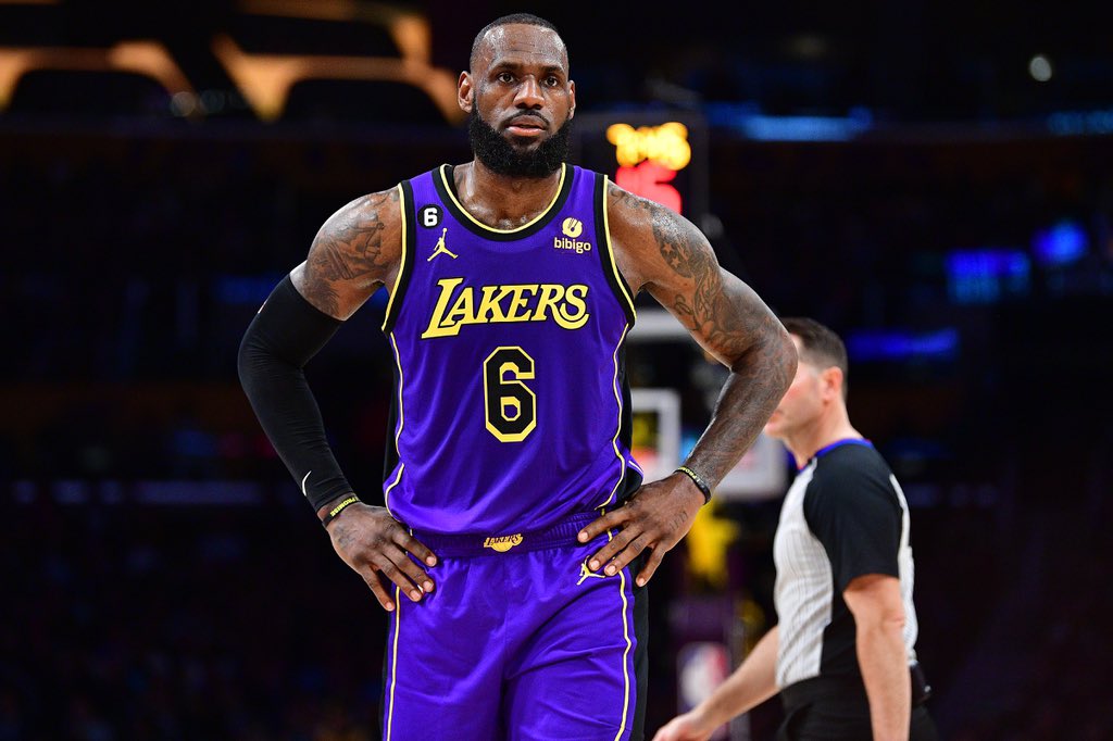 LeBron since turning 38: 

37 PTS - 11 REB - 4 AST
23 PTS - 9 REB - 6 AST
32 PTS - 8 REB - 9 AST
48 PTS - 8 REB - 9 AST
35 PTS - 8 REB - 10 AST
24 PTS - 16 REB - 9 AST
37 PTS - 8 REB - 7 AST
25 PTS - 7 REB - 10 AST
43 PTS - 11 REB - 6 AST
47 PTS - 10 REB - 9 AST

Speechless…