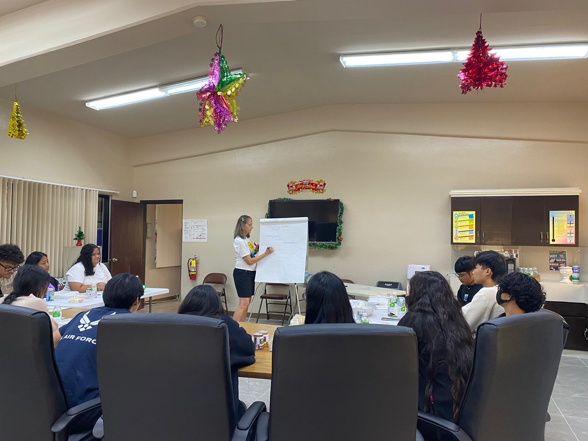 FRIENDS OF THE MARIANA TRENCH tweet media