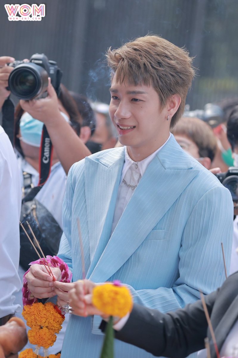 S_i_wat's tweet photo. ขอให้ซีรีย์ดังระเบิดไปเลยยยย #บวงสรวงเพื่อนผมฯ 
#พร้อมมาร์ค 
#prompayy @anotherboytj23 
#MSIWAT @Mmarksiwat https://t.co/nUbXWcr0m1