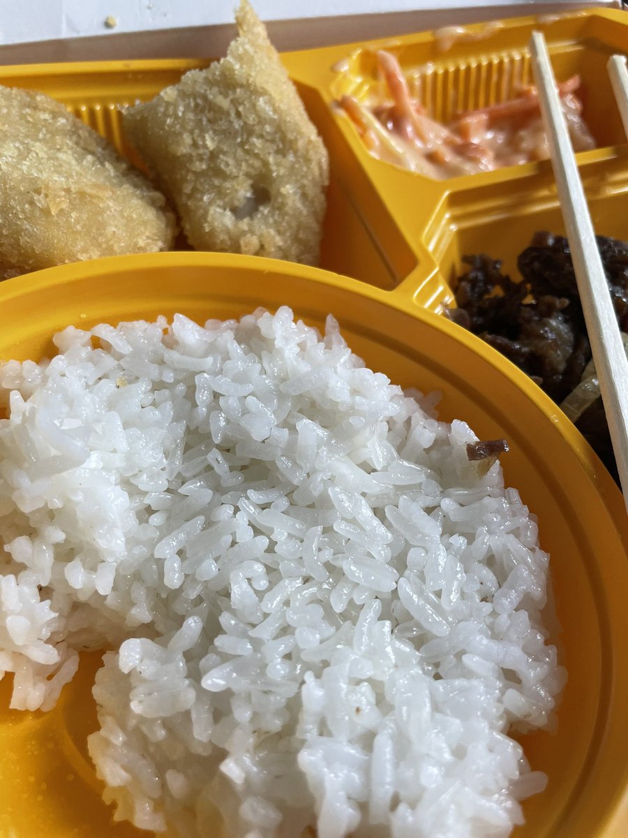 Nasi Hokben is the only nasi pulen yang gue suka. Kalau nggak, nasi pera ftw!