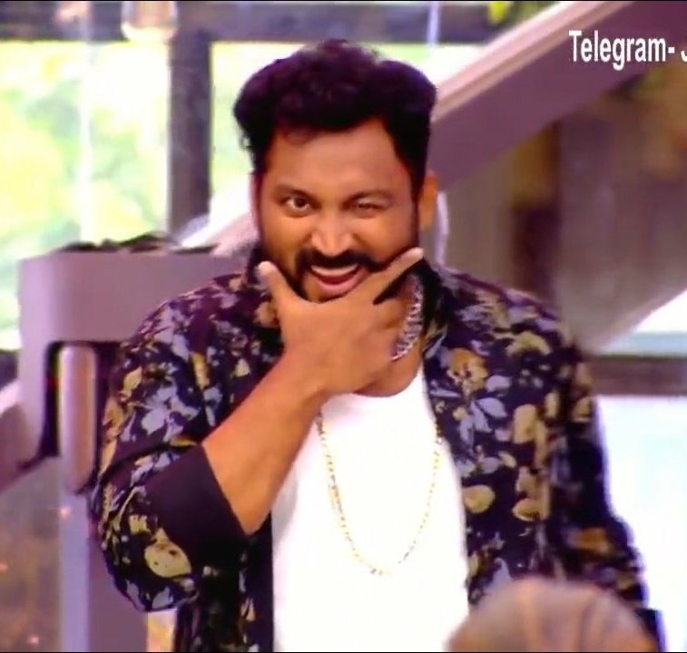 rskjithuu's tweet photo. Vaathi @RVikraman Anna❤💖
தோற்றாலும் ஒரு நல்லவருக்கு Support பண்ணி தோற்றோம் என்று கெத்தா இருக்கு👊💪
Vaathi Vikraman 👑🏆

 #AramVellum #AramVellumதமிழ்நாடு #RealWinner #Vikraman #vaathivikaraman #Vikraman_Hero_Of_BBTamil6 #Azeem https://t.co/z2GWNdtfZ8