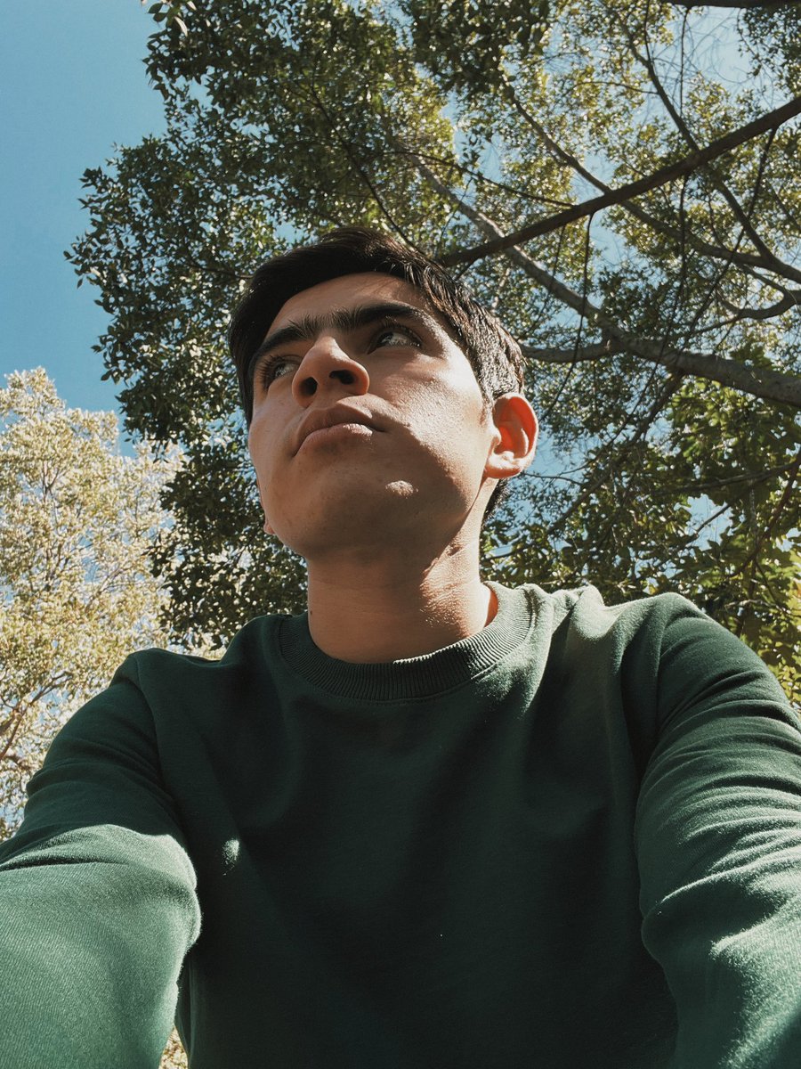 Alexcabor's tweet photo. 💛💚 https://t.co/7U7RNN5PD9