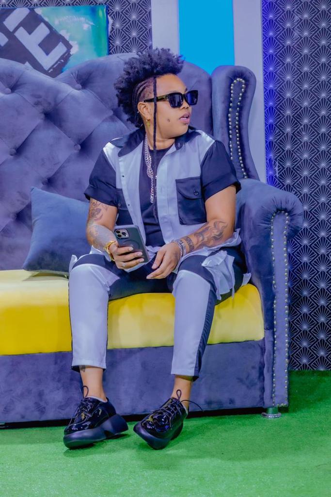 Harya ngo Money is not everything?

Muba mubahaze.

Reka tujye kuyahiga twe tuzi ko byose bidusaba amafaranga.

Umunsi mwiza kuba hustlers Bose iki cyumweru dutangiye kizabahire abasa.

Let's go hustlers💰💰💰💰💰💰💰