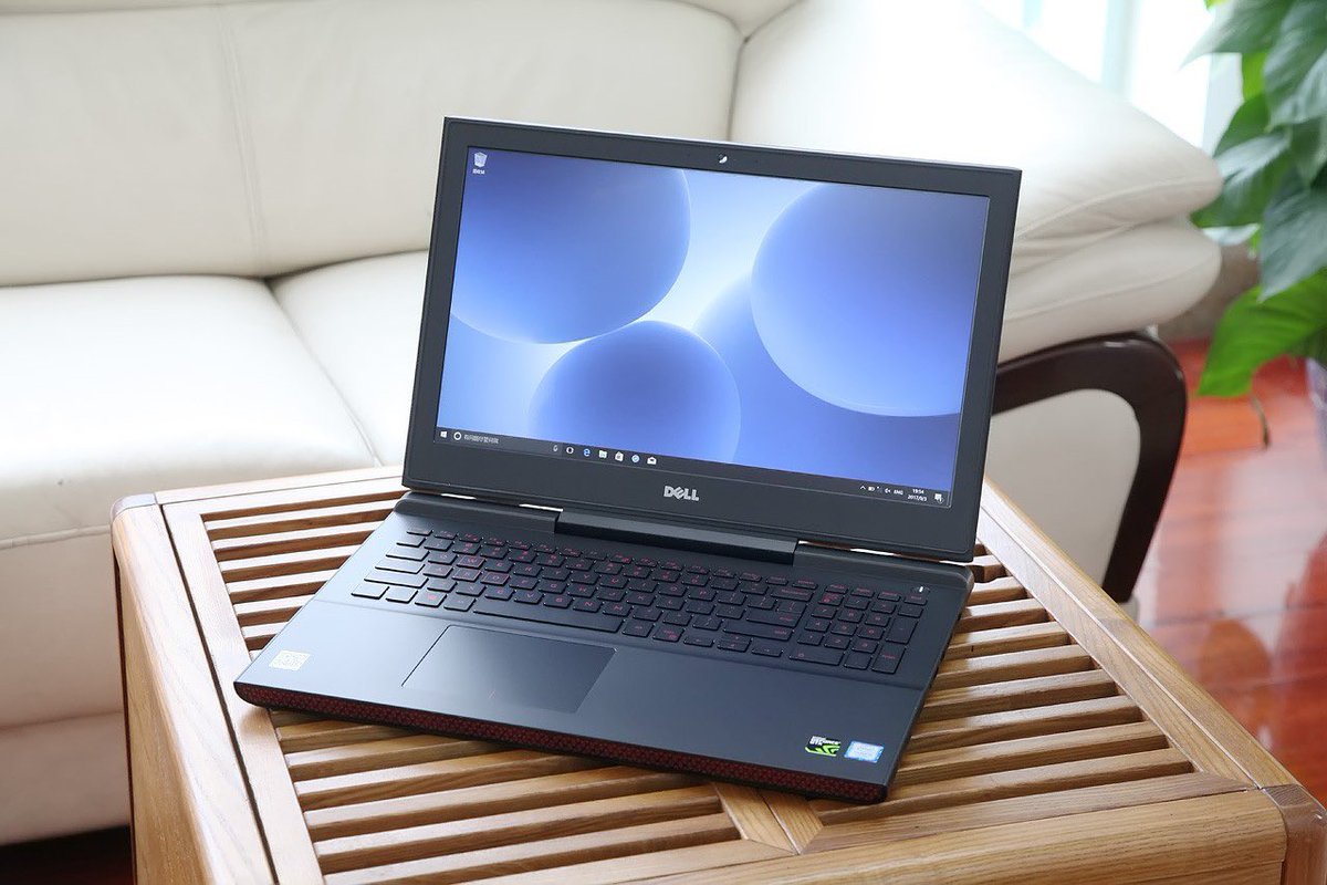 Isaacchengula's tweet photo. Naomba Nisaidie Kushare 

Dell Inspiron 15 7000 Gaming

Core i7 7th Generation
CPU @ 2.80GHz (8CPUs) 
8GB DDR4 RAM 
128GB SSD + 1TB HDD 
Intel (R) HD Graphics 630
NVIDIA GEFORCE GTX 1050 Ti
(4GB VRAM)
Keyboard Backlight

Price 1,700,000Tsh

☎️/WhatsApp 0753902779 https://t.co/TOturT9MDb