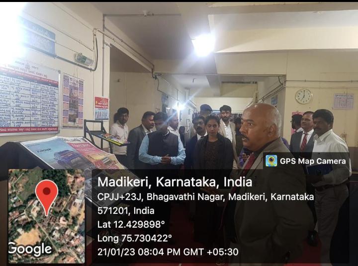 KodaguMinority's tweet photo. ಮಾನ್ಯ ಉಪ ಲೋಕಾಯುಕ್ತರಾದ ಶ್ರೀ ಕೆ ಎನ್ ಫಣೀಂದ್ರ ರವರು ಅಲ್ಪಸಂಖ್ಯಾತರ ಕಲ್ಯಾಣ ಇಲಾಖೆ ಬಾಲಕಿಯರ ವಿದ್ಯಾರ್ಥಿ ನಿಲಯ ಕ್ಕೆ ಭೇಟಿ ನೀಡಿ ಪರಿಶೀಲಿಸಿದರು
ಮಾನ್ಯ ಜಿಲ್ಲಾಧಿಕಾರಿಗಳು, ಮಾನ್ಯ ಪೊಲೀಸ್ ವರಿಷ್ಠಾಧಿಕಾರಿಗಳು,ಮಾನ್ಯ ಜಿಲ್ಲಾ ಪಂಚಾಯಿತಿ CEO, ಮಾನ್ಯ ಜಿಲ್ಲಾ ಅಧಿಕಾರಿಗಳು ಮತ್ತು ತಾಲ್ಲೂಕು ವಿಸ್ತರಣಾಧಿಕಾರಿಗಳು ಕೊಡಗು ಜಿಲ್ಲೆ https://t.co/SJAv7IKB5r