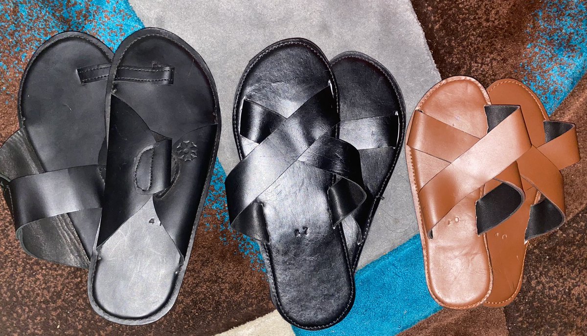 KhemBey913's tweet photo. AbbA &amp; I love our good leather sandals from @Murahaba Thankh Yah for our gifts @Koyanga_13 we appreciate et! Y’all check out their leather sandals at
https://t.co/c6CtIepDUX
13Love 13xs https://t.co/8GW808nklu
