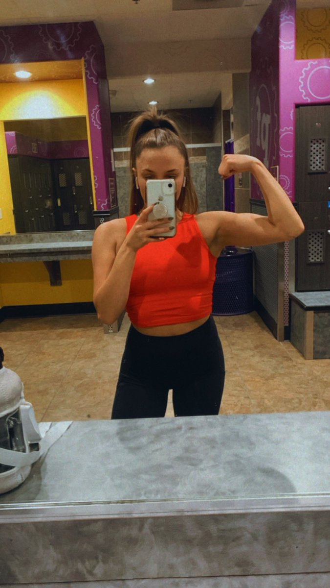 Jim girly 🫧🛼🍒