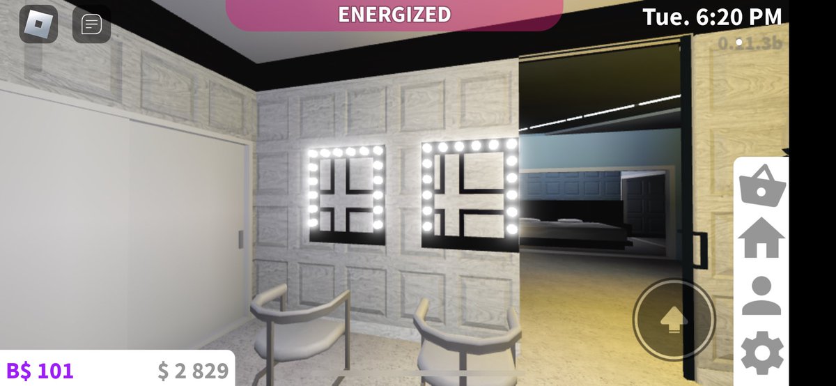 TiaChumis's tweet photo. @Sbuildsx @cyder_tv Ugh how terrible! How about this error of the mirrors over wood paneling. I hope the new company fixes all the mobile errors! The future is mobile! #bloxburg @Roblox https://t.co/nF3fYRe9FY