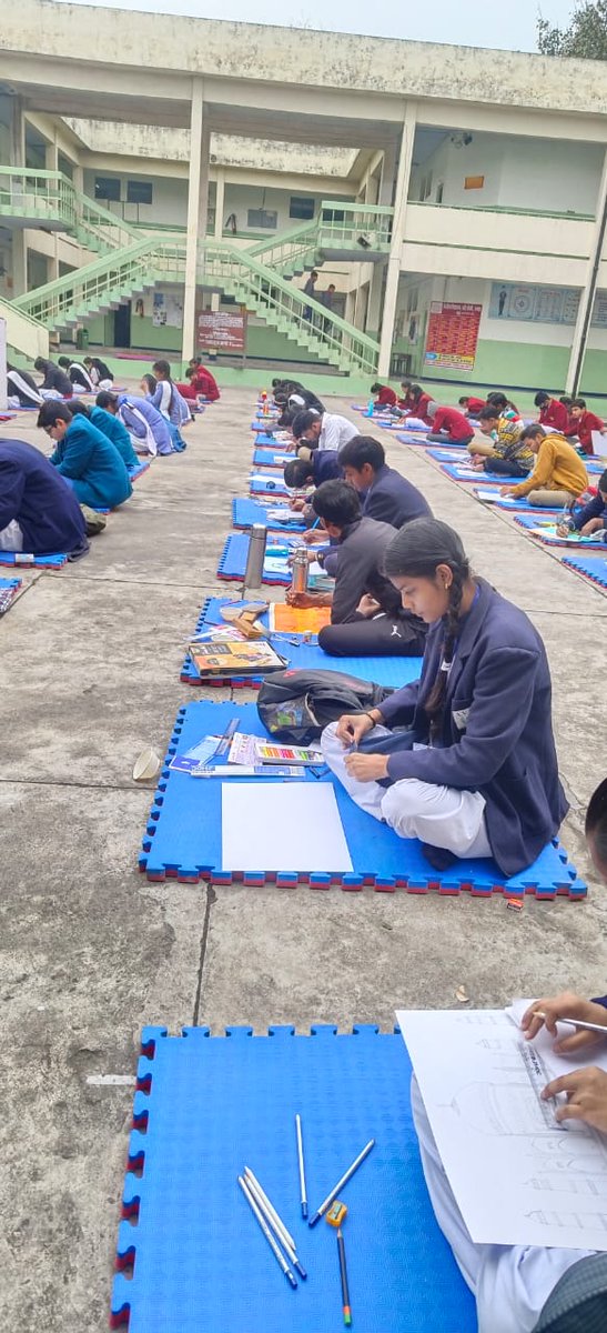 KVS_HQ's tweet photo. #ExamWarriors of KVS Lucknow Region are enthusiastically participating in the Painting Competition organized by @EduMinOfIndia on the occasion of #ParakramDiwas. 

#PPC2023 #ProudKVian 
@DeputyKvs @mygovindia https://t.co/j2Yfn1pCdD
