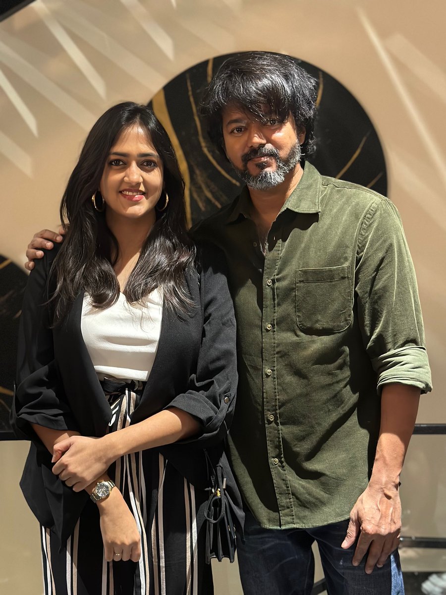 With one and only THALAPATHY🔥❤️#varisusuccessmeet 
#ThalapathyVijay