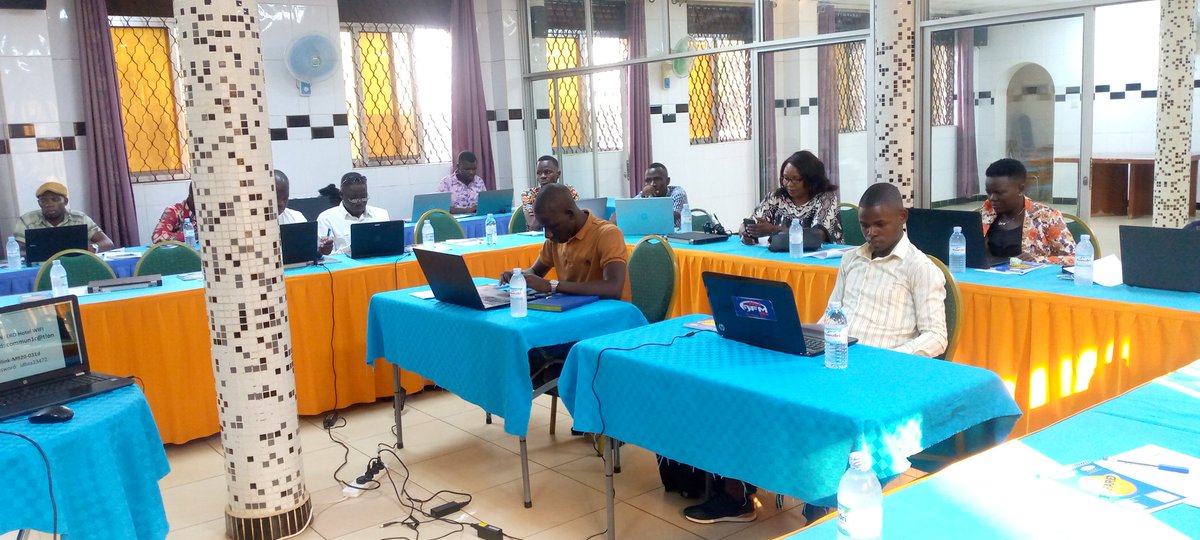 Community Radio Portal Training in Gulu City starts today. Participants expect to learn more about Live streaming and publishing stories online
#comnetu #communityradioUganda