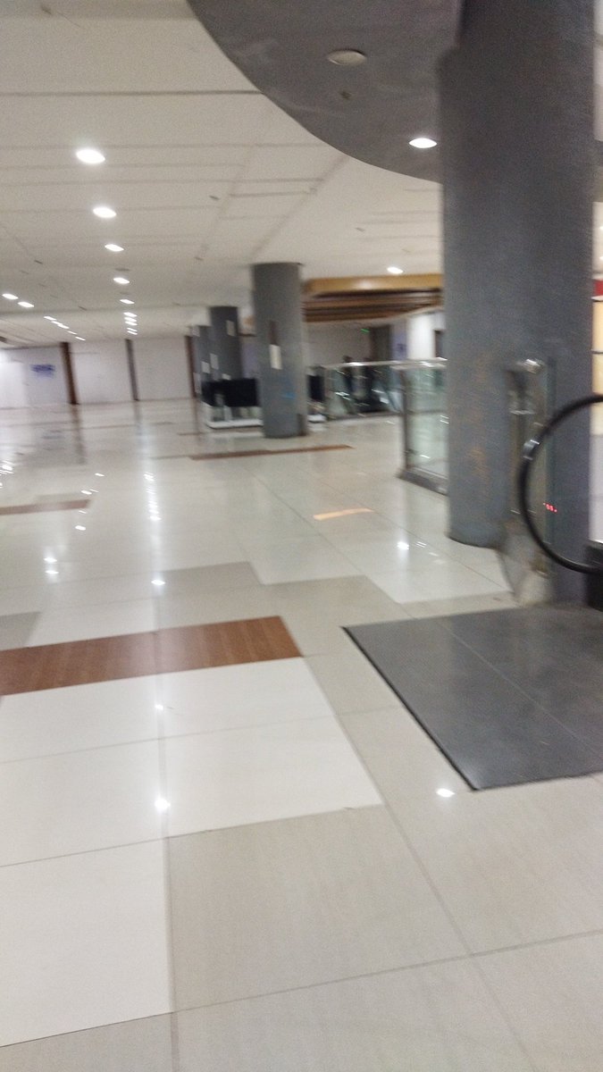 Terrence0920's tweet photo. Gaisano Boulevard da https://t.co/mW5y0CcXDs