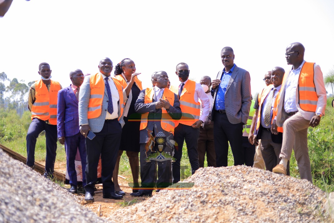 engsbagonza's tweet photo. I presented the project report for upgrading of Kakiri-Masulita-Mawale road (23.1km) last Wednesday, 18th January 2023 at Masulita Town Council, Wakiso District at the Ground Breaking Function presided over by the Hon. Minister of Works and Transport, Gen. Katumba Wamala. https://t.co/vEgjJKYsZl