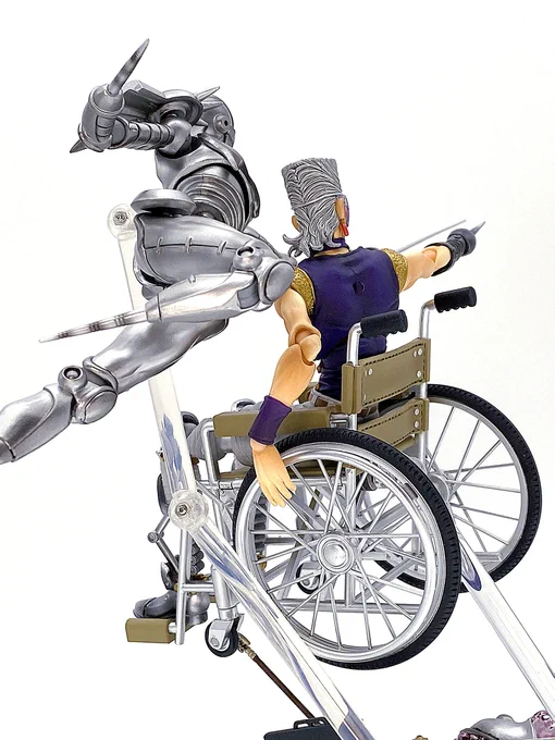 【フィギュア紹介】
超像可動 ジョジョの奇妙な冒険 第五部 黄金の風 -J・P・ポルナレフ-
若かりし頃に欲しかったアクションフィギュアが再販されていたので
つい買ってしまいました!11年前のフィギュアでありながら
色褪せないクオリティー!カッコイイ‼️‼️‼️ 