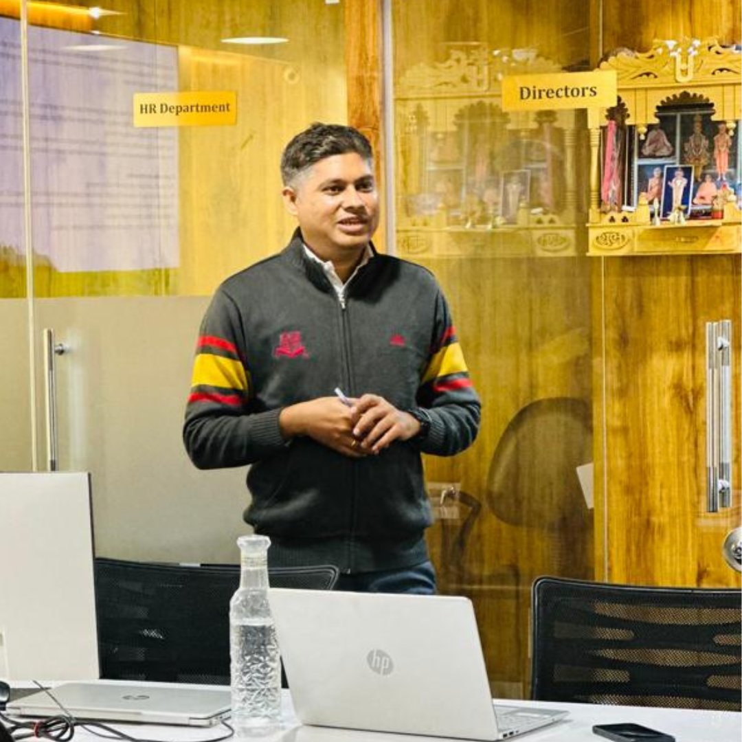 itechcloud_'s tweet photo. Glimpse of Surat Salesforce meetup - Salesforce Project methodologies
@SFDC_Surat @parthv4u
#ShareyourGyan #AwesomeAdmin #salesforcedeveloper #salesforcemeetup #suratsalesforcemeetup #itechcloud #itechcloudsolution https://t.co/U3cKe2A92C