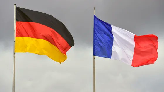 FC_actu's tweet image. Seulement 15 % des jeunes Allemands apprennent la langue française, le plus bas niveau depuis 1995 (contre 82% pour l’anglais). Constat sans appel soixante ans après la signature du traité de l'Élysée 🇫🇷🇩🇪.
radiofrance.fr/franceculture/…