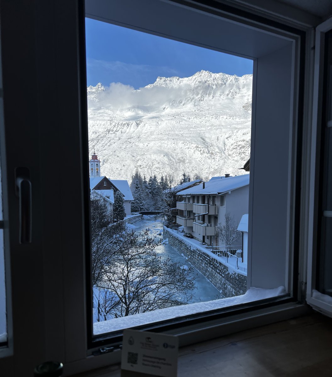 Good morning with a great view, frozen rivers and fresh snow on our mountain peaks. 

#andermatt #alpinestyle #riverhouseandermatt #mountains #getaway #switzerland #myswitzerland #ineedswitzerland #epicpass #bealpine  #inlovewithswitzerland #alps #skiarena #ferienregionandermatt