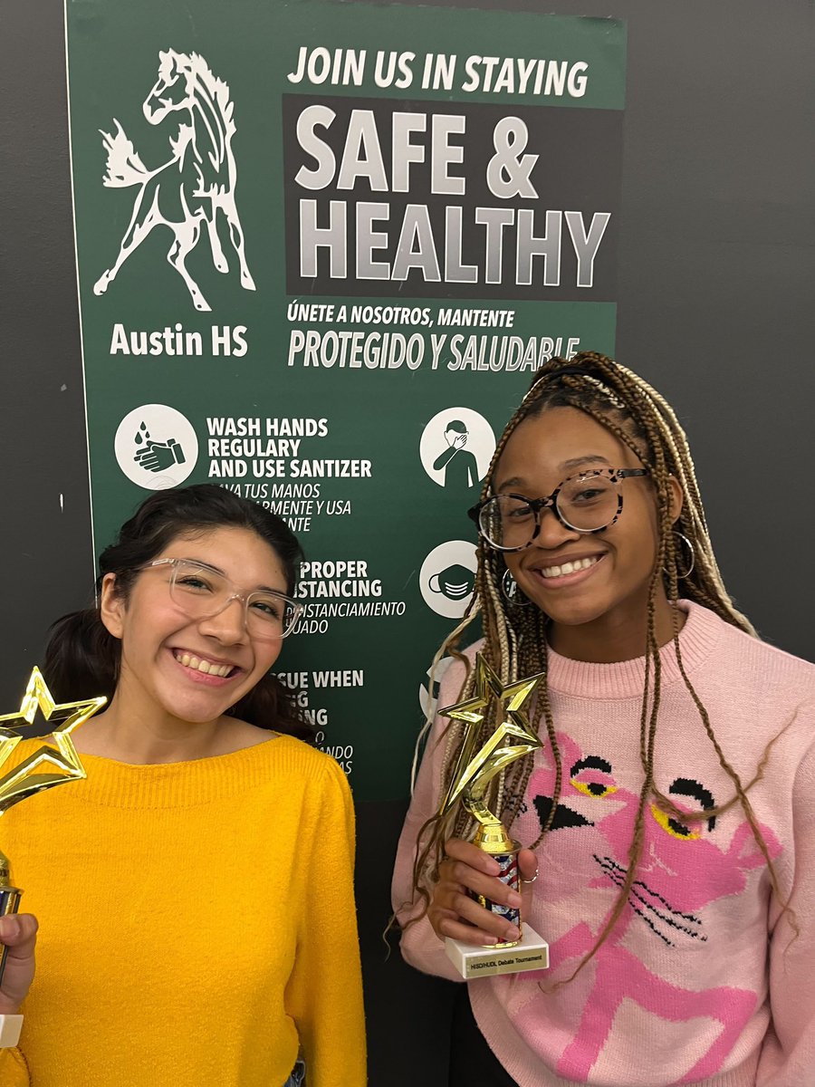 HeightsDebate's tweet photo. HUDL T5 Awards!

CXJV (SPEAKERS)
3 - Sophia Rosas
2 - Samantha Martinez
1 - Remi Chavez

CXJV (PLACES)
3 - Sophia R- Katherine A
2 - Andrew S - Alexa C
1 - Remi C -Jacob C

CX Varsity (SPEAKERS)
3 - Melissa Galdemez

CX VARSITY (PLACES)
2- Alejandra C - Yamia E

Congrats Heights! https://t.co/YAs0VTjvCX
