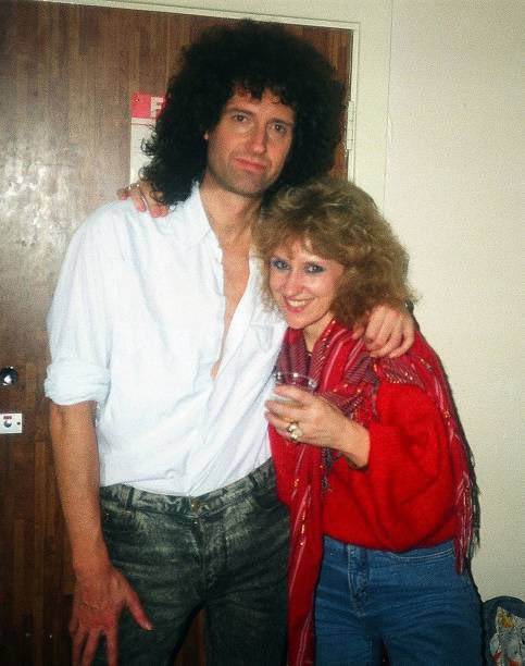 With  Anita ,circa 1985. 
＃DrSirBrianMay ＃Queen
＃ AnitaDobson