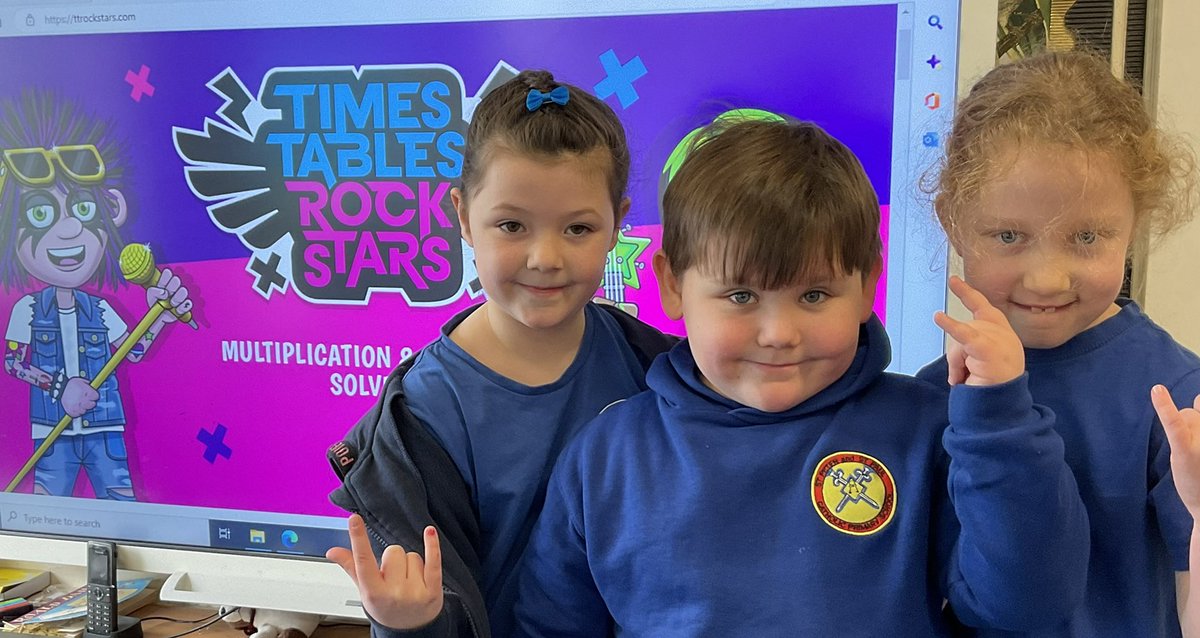 StPPPrimaryY2's tweet image. Our very own TOP THREE ROCKSTARS 🥇🥈🥉🎤🎸
@TTRockStars 

#ttrockstars #year2 #year2learning #year2maths #year2achievements