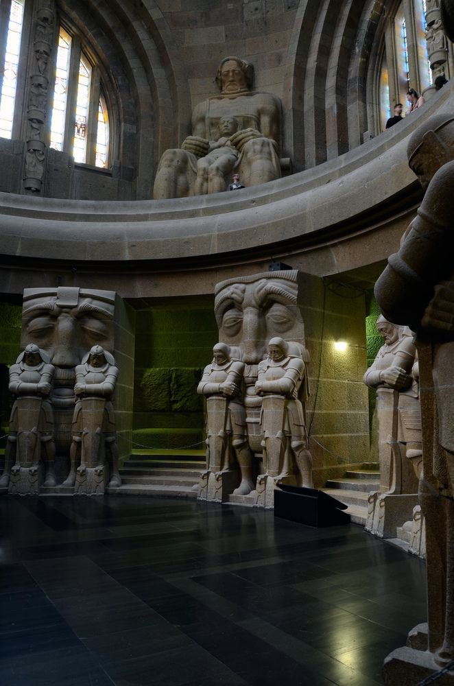 Tudor architecture🇬🇧 on Twitter "The biggest monument in Europe