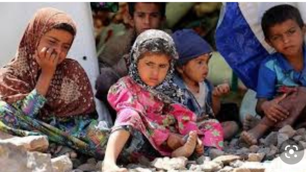 *~أخبرينــــــــــي أيتها الايام مآذا فعل أطفال اليمن لكي يستحقوا  گــــــــــــل هذآ الألــــــــــــــــــــم...~
💔💔💔