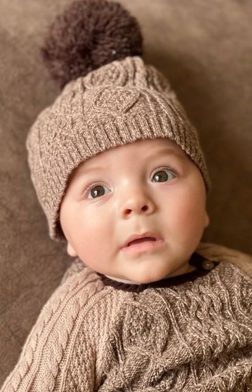EcgRebecca's tweet photo. My little love turned #5monthsold on the 20th. Why does time fly when you have a wee one? I feel like it was only yesterday i was sat in @ECG_training HQ moaning I was hungry and drinking more Gaviscon than water #timeflieswhenyourhavingfun 🤎 https://t.co/apmPKzINce