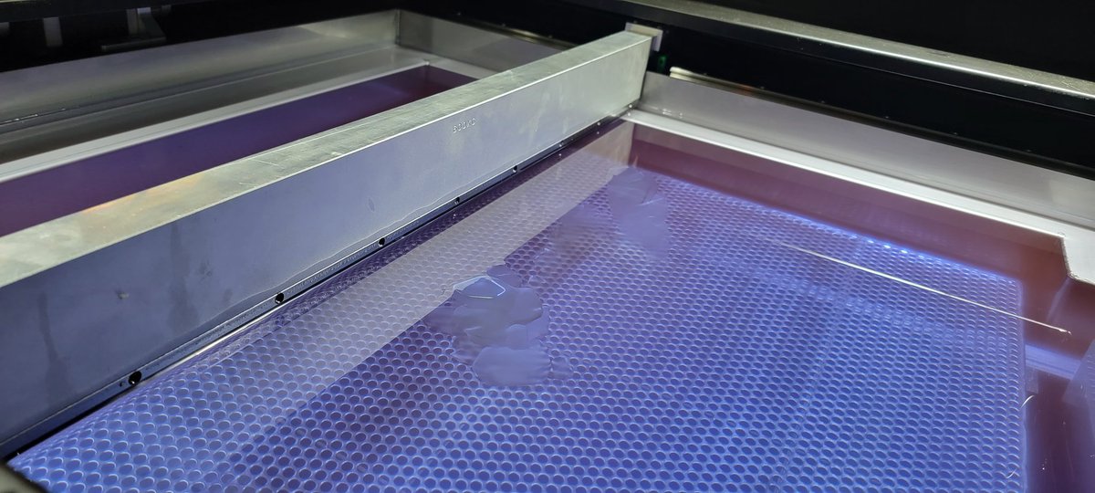 Clear resin, but it's blue? 🤔
.
.⁠
.⁠
.⁠
.⁠
#3dprint #3dprinted #clearresin #3d #3dprinter #3dprinting #additivemanufacturing #3dprints #printfarm #manufacturing #production #printfarms #3dprinters #resin #design #resinprinting #3dprintservice #3dprinting #industrialSLA