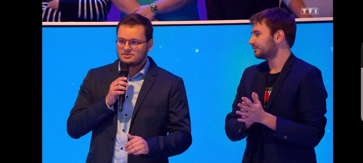 lyfty_'s tweet photo. Fier de mes potos qui ont réussi à afficher nos @WankilStudio @WankilShop le grand @ItsFrenchHumor  🫶
 #12CoupsDeMidi https://t.co/l3yc0MEBBE
