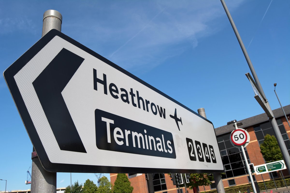 Dozens of flights at Heathrow Airport have been cancelled this morning because of freezing fog. #CapitalReports