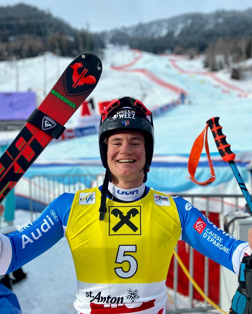 FFS - Fédération Française de Ski (@fedfranceski) on Twitter photo #MondayMotivation
1⃣2⃣ ans après <a href="/AlexPinturault/">Alexis Pinturault</a>, Alban Elezi Cannaferina a été sacré Champion du Monde Juniors de Géant. 🇫🇷🥇
C'est sa deuxième médaille sur ces mondiaux Juniors ! #MondayMotivation
1⃣2⃣ ans après <a href="/AlexPinturault/">Alexis Pinturault</a>, Alban Elezi Cannaferina a été sacré Champion du Monde Juniors de Géant. 🇫🇷🥇
C'est sa deuxième médaille sur ces mondiaux Juniors !