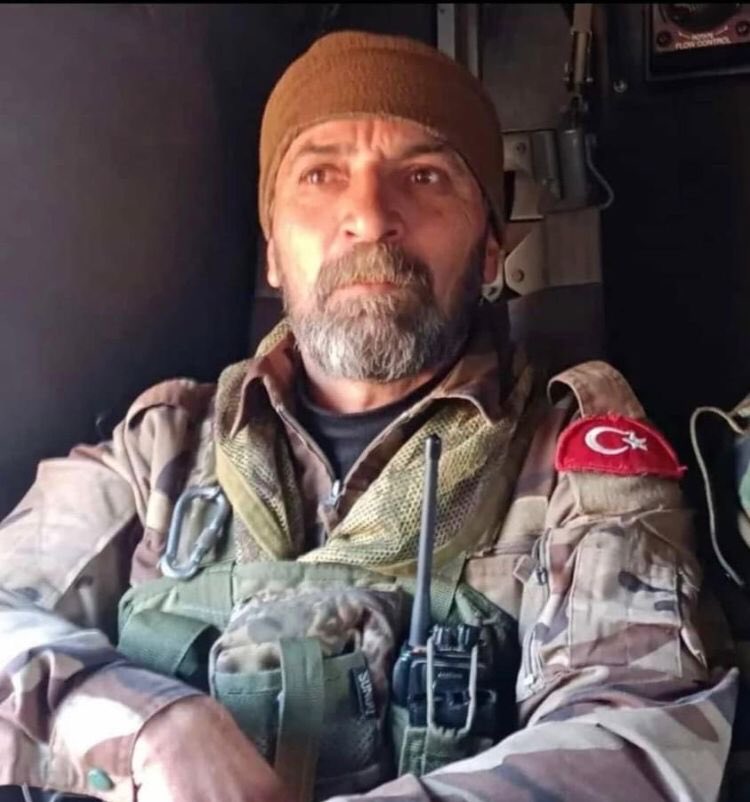 PKK’nın 30 yıldan bu yana korkulu rüyası olan vatan fedaisi, güvenli korucusu Nimet Encü Besler Dereler’de şehit oldu. Allah rahmet eylesin.
