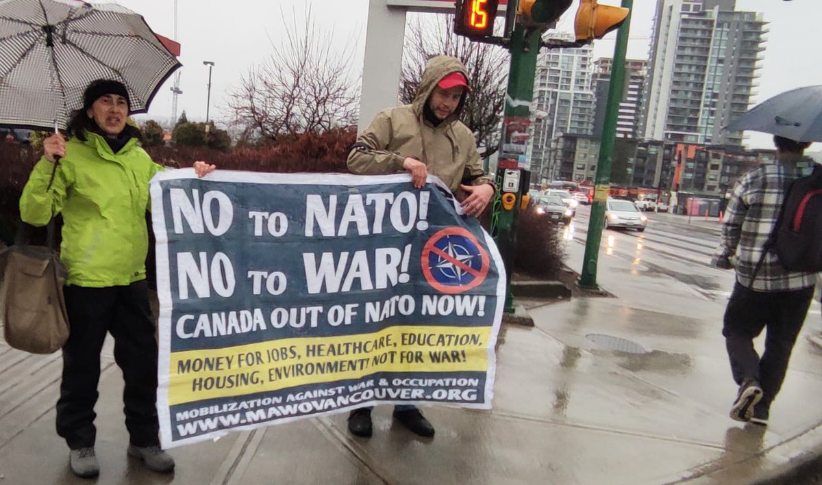 #Burnaby #MetroVancouver activists joined @UNAC1 Week of Action Saturday, protesting to Stop US/Canada/NATO Wars! #DroptheF35Deal! #NoNewFighterJets! @GlobalPeaceA @WBWCanada @mlpcpmlc @VOWPeace @nofighterjets @mawovan
 #CanadaStopArmingSaudi #HandsOffHaiti #Vanpoli #Cdnpoli #YVR